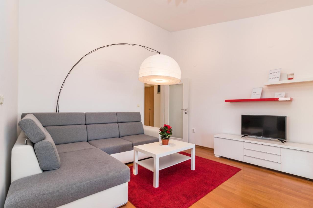 Sea View Apartment Лижнян Экстерьер фото